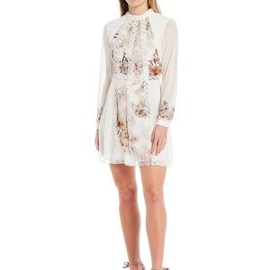 ❌SOLD❌Ted Baker Meirion Lace Accent Floral Long Sleeve Dress